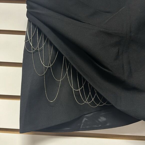 BEBE Black Side Ruched Mini Skirt with Chain Details. Sz 2 - Picture 2 of 14
